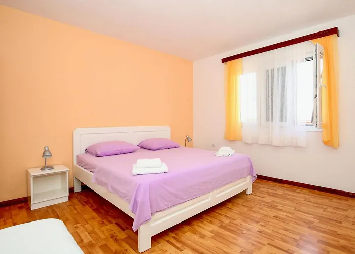 דירה Peric-1 By Interhome *